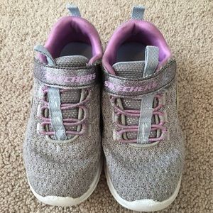 Girls Sketchers Sneakers EUC